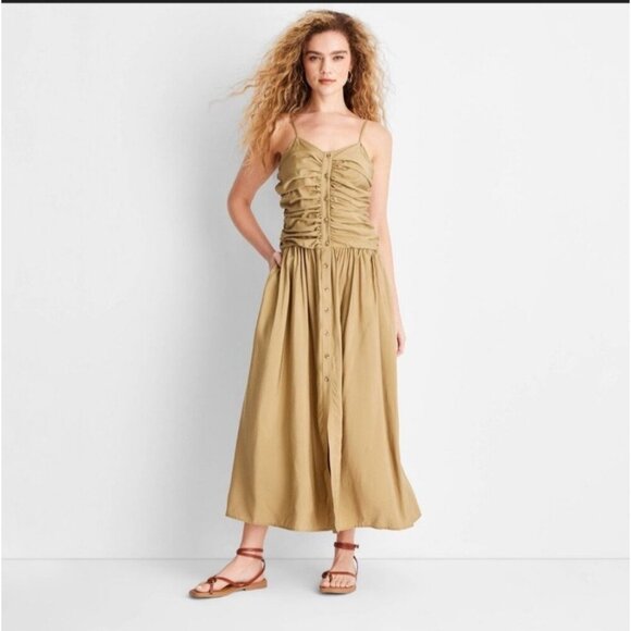 Future Collective Women's Ruched Midi Tank Dress V-Neck Size L NWT - Picture 2 of 8